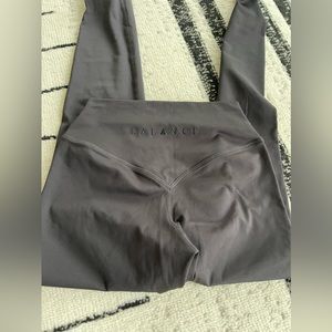 Cloud leggings. Worn once in mint condition.